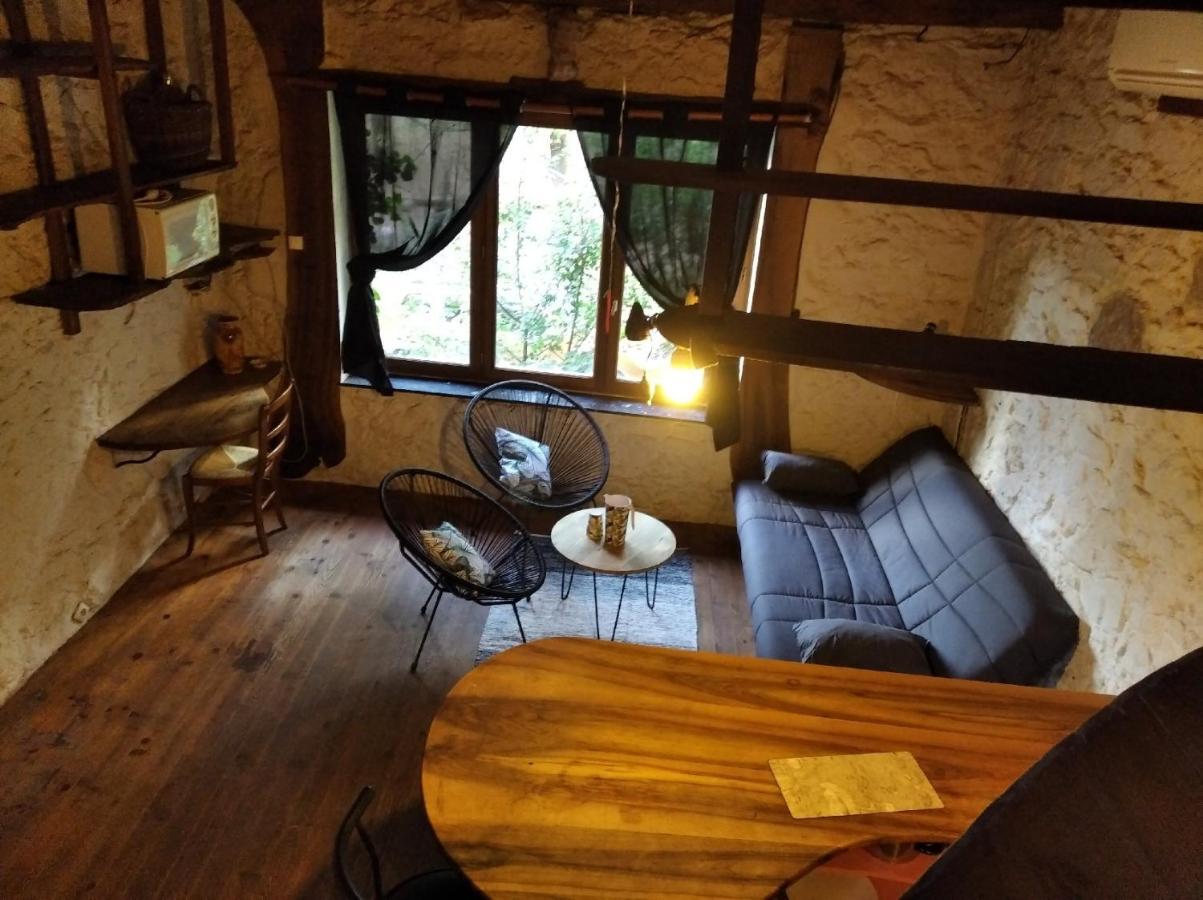 Grange Renovee En Pleine Nature Valady Exterior foto
