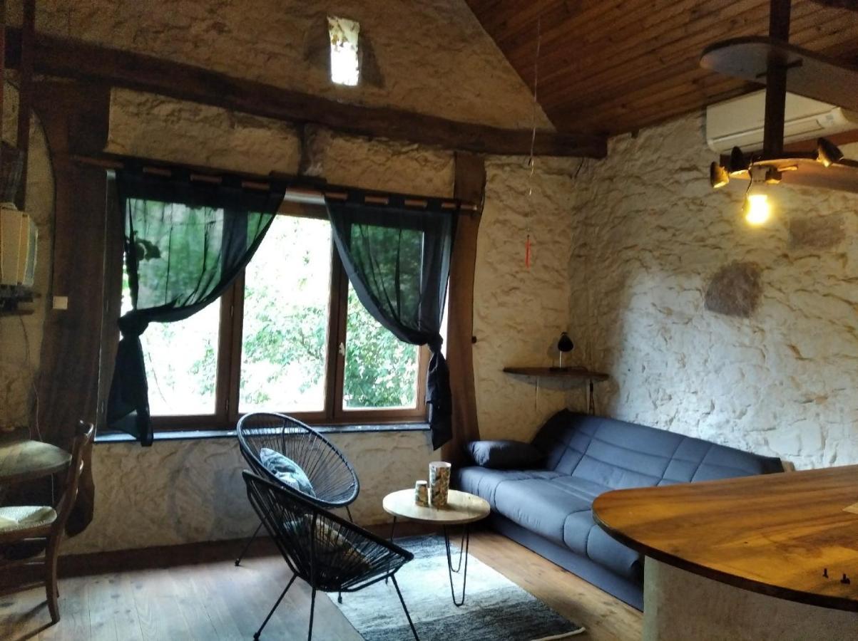 Grange Renovee En Pleine Nature Valady Exterior foto